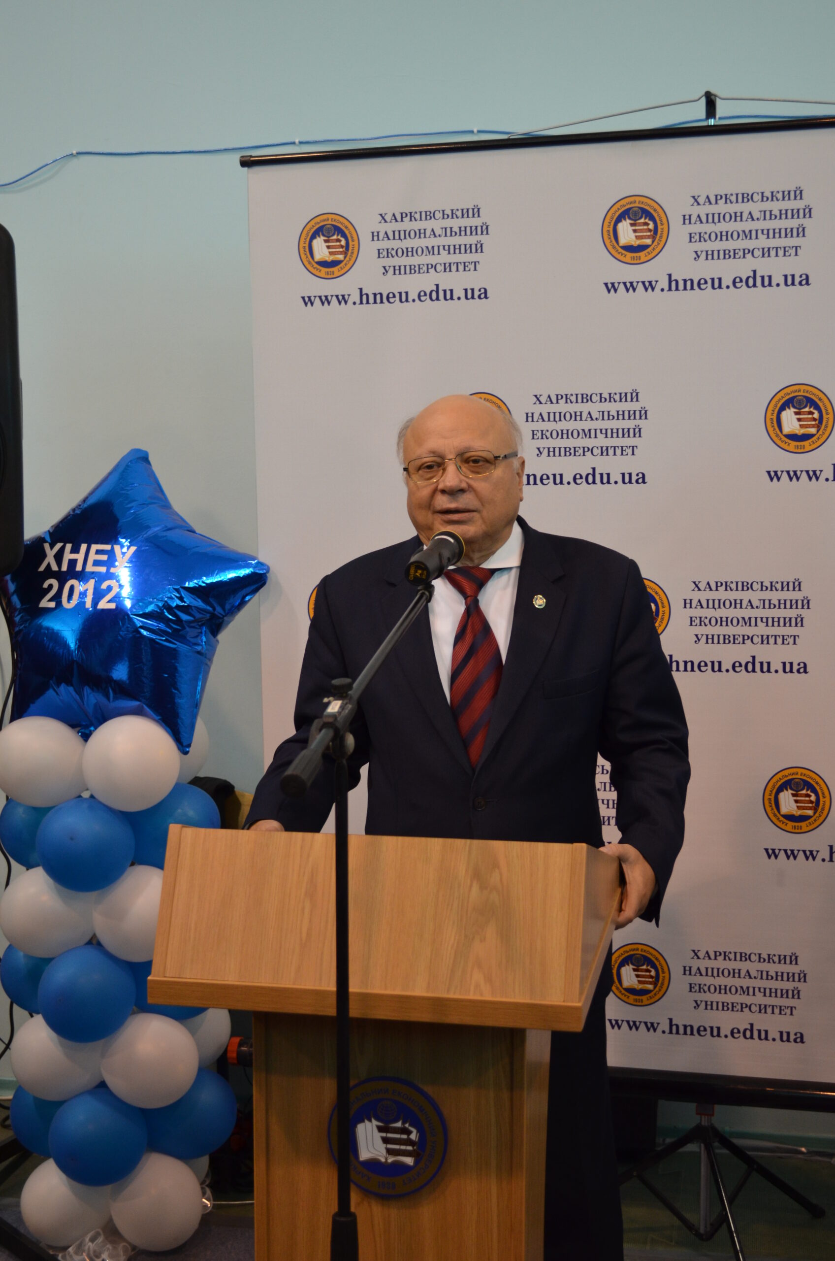 В ХНЕУ відбувся ярмарок вакансій