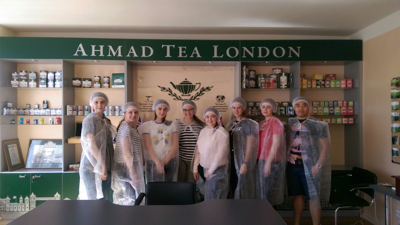 Екскурсія до Чайної Фабрики Ahmad Tea